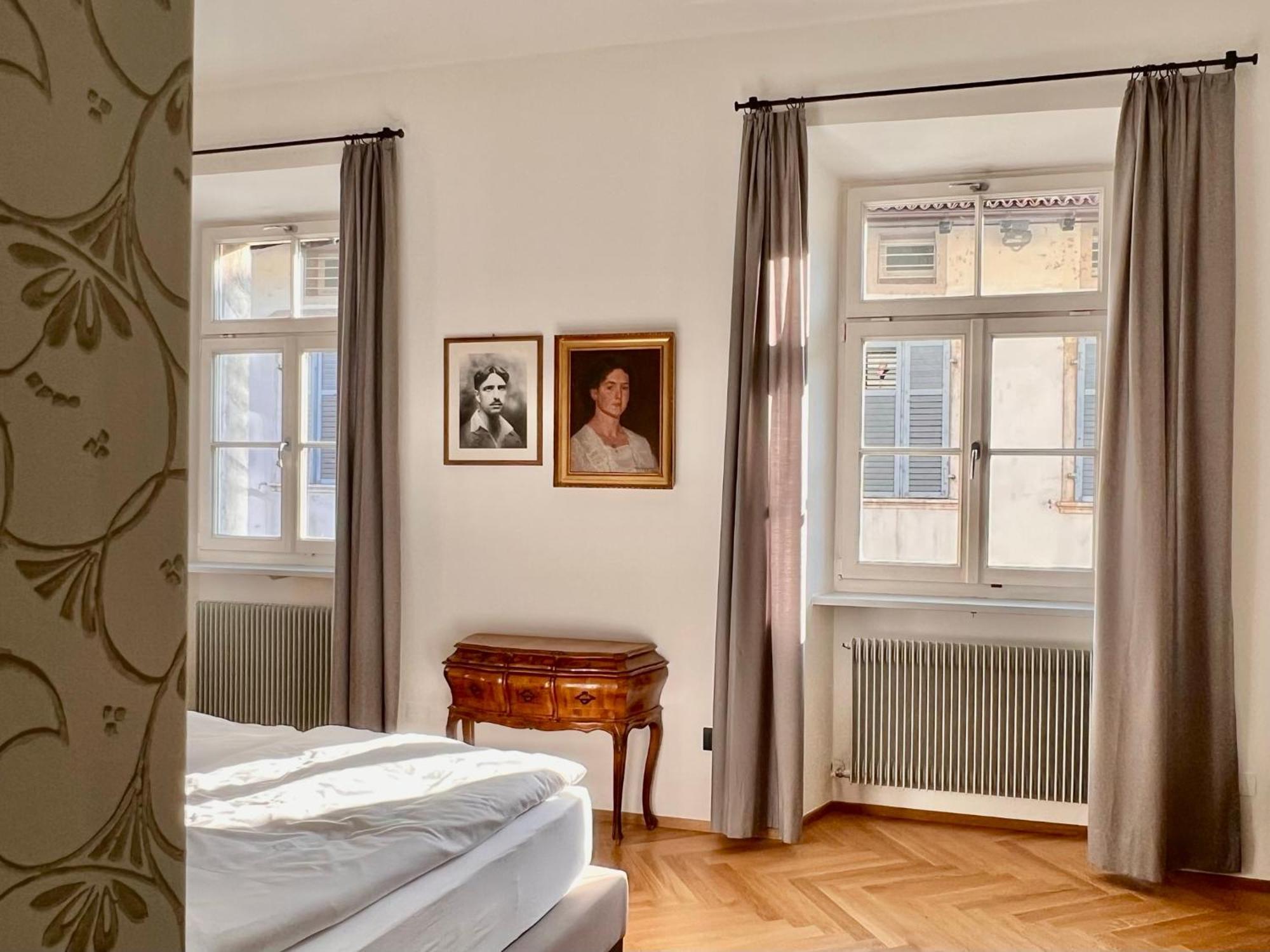 Haus Noldin - Historische Herberge - Dimora Storica Салорно Экстерьер фото
